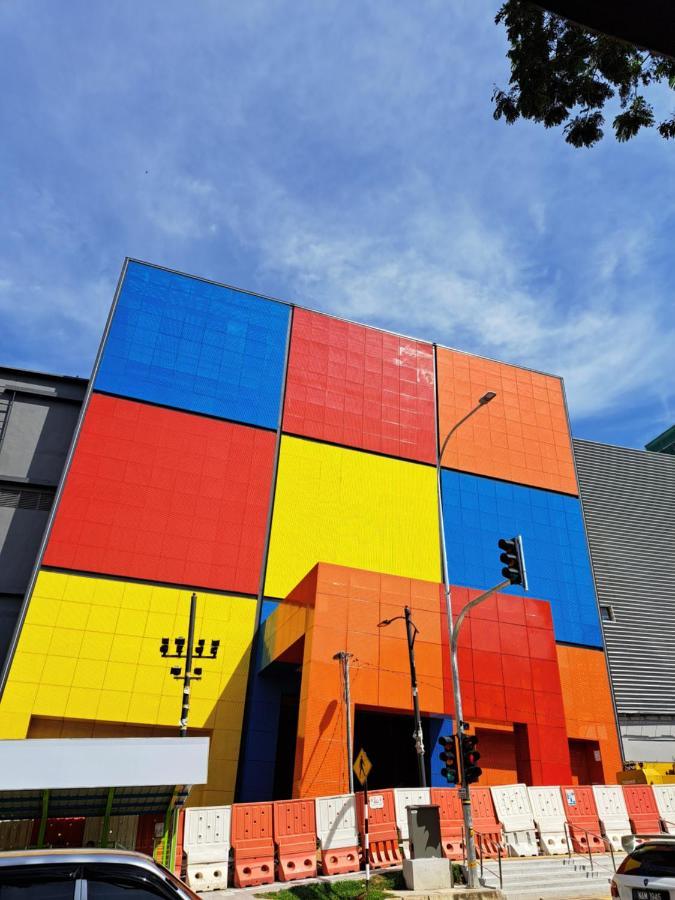 Woodsbury Suites Ikea House Butterworth Penang Exterior foto